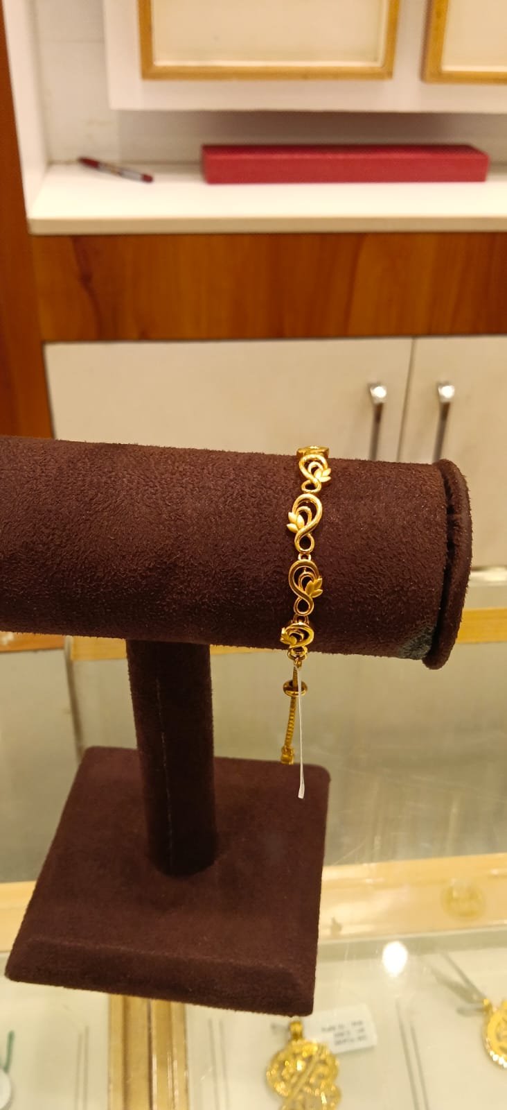 Ladies Bracelet